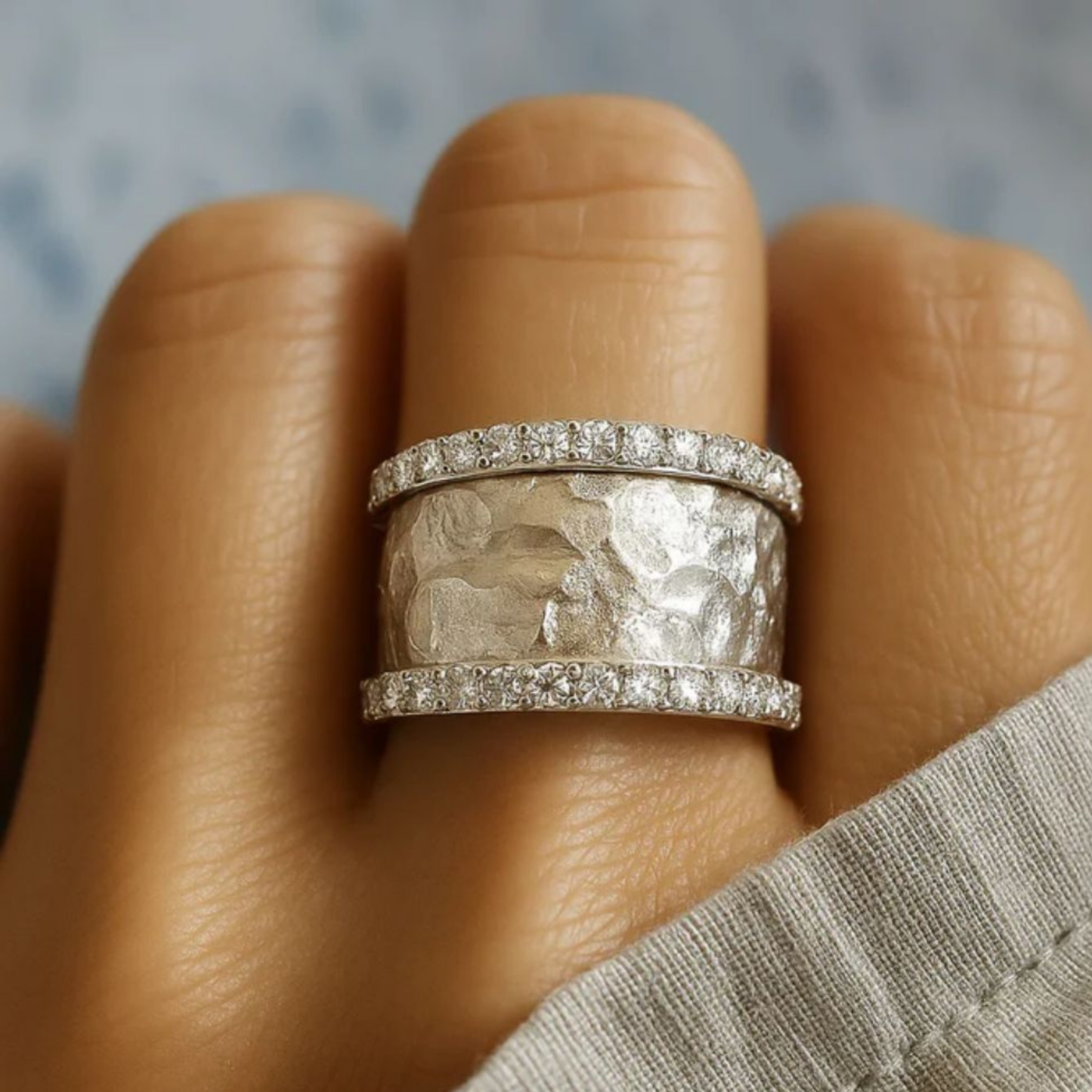 Aevoria – široký výrazný prsten